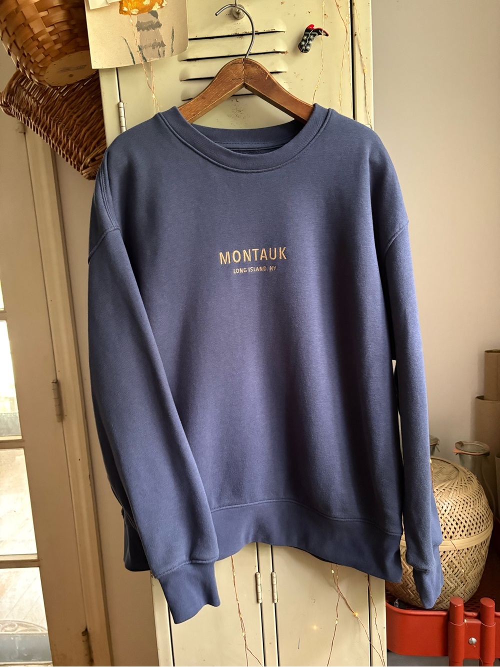 AE Everyday Luxe Graphic Crew Neck Sweatshirt “Montauk Long Island NY” - Picture 5 of 10